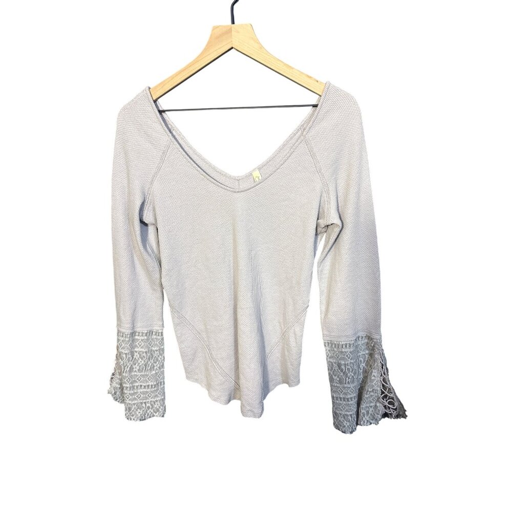 Free People Womens Light Gray Waffle Knit Long Sleeve Top With Lace Bell Cuffs S